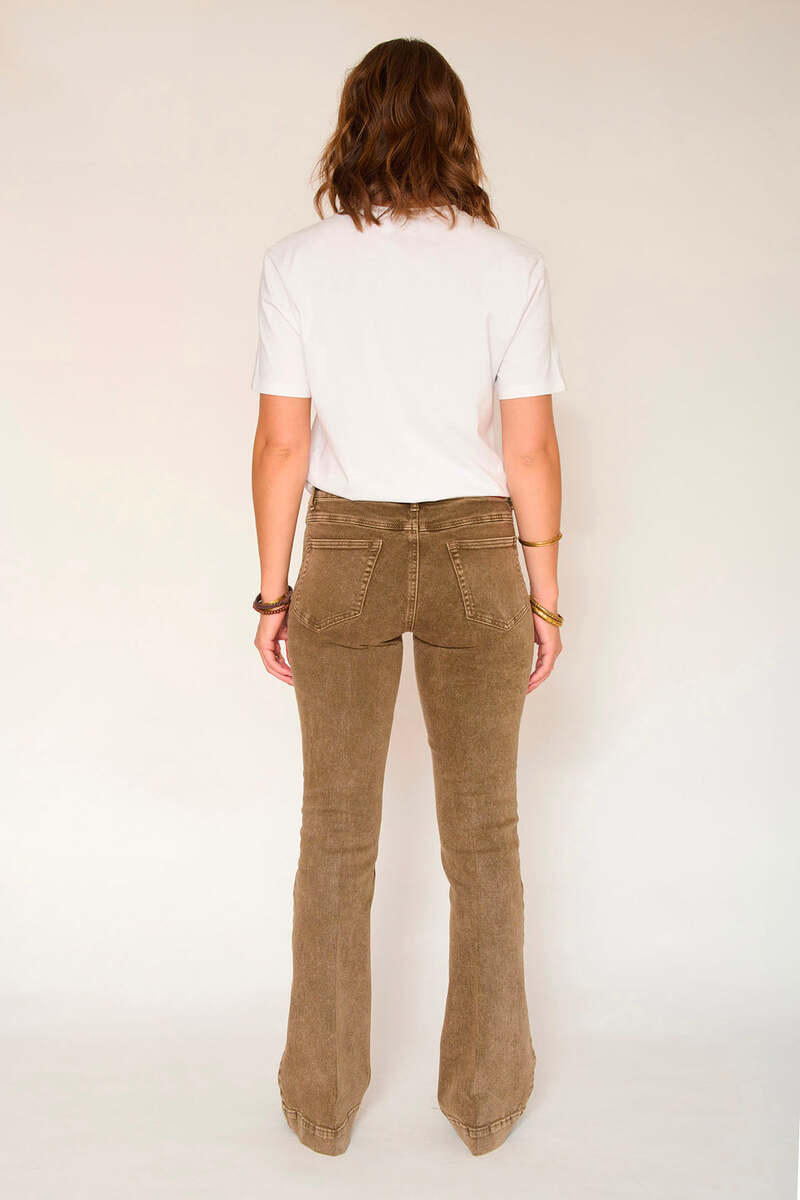 PANTALÓN THE DIANA PACIFIC DRILL COLOR CAMEL 3